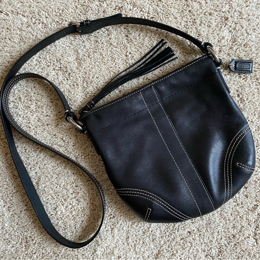 Small COACH Crossbody Handbag - black leather - Picture 4 of 10